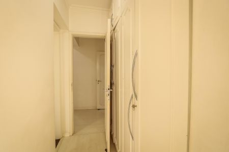 Apartamento à venda com 158m², 3 quartos e 3 vagasCloset da Suite 2