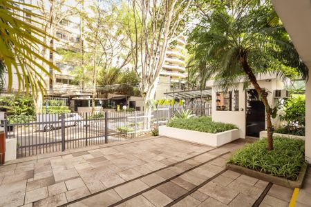 Apartamento à venda com 158m², 3 quartos e 3 vagasPortaria