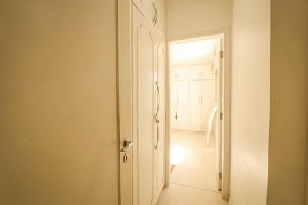 Apartamento à venda com 158m², 3 quartos e 3 vagasCloset da Suite 2