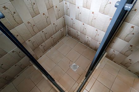 Casa à venda com 210m², 4 quartos e 2 vagas Casa à venda com 210m², 4 quartos e 2 vagasbanheiro social