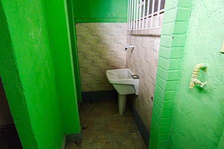 Casa à venda com 210m², 4 quartos e 2 vagas Casa à venda com 210m², 4 quartos e 2 vagasarea de serviço