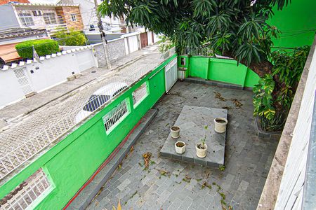 Casa à venda com 210m², 4 quartos e 2 vagas Casa à venda com 210m², 4 quartos e 2 vagasterraço