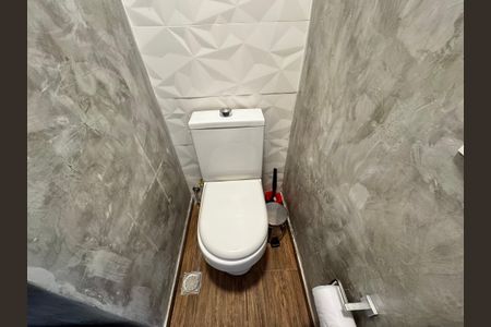 Apartamento à venda com 176m², 4 quartos e 3 vagas Apartamento à venda com 176m², 4 quartos e 3 vagasLavabo