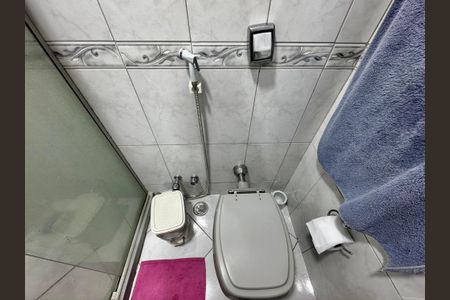 Apartamento à venda com 176m², 4 quartos e 3 vagas Apartamento à venda com 176m², 4 quartos e 3 vagasBanheiro Social