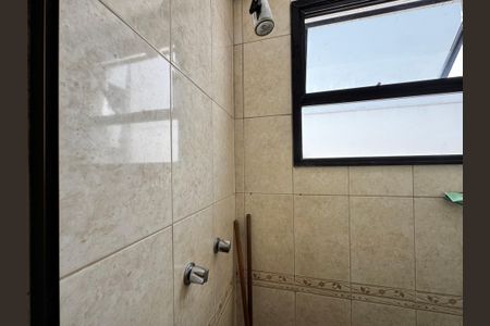 Apartamento à venda com 176m², 4 quartos e 3 vagas Apartamento à venda com 176m², 4 quartos e 3 vagasSuíte 1 - Banheiro