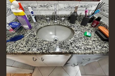 Apartamento à venda com 176m², 4 quartos e 3 vagas Apartamento à venda com 176m², 4 quartos e 3 vagasBanheiro Social