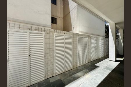 Apartamento à venda com 176m², 4 quartos e 3 vagas Apartamento à venda com 176m², 4 quartos e 3 vagasÁrea comum