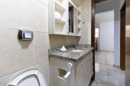 Apartamento para alugar com 70m², 2 quartos e 1 vaga Apartamento para alugar com 70m², 2 quartos e 1 vagaBanheiro Social