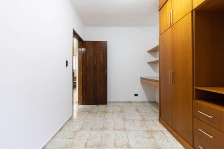 Quarto 1 de apartamento para alugar com 2 quartos, 70m² em Vila Liviero, São Paulo