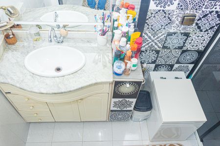 Casa para alugar com 220m², 4 quartos e 8 vagasBanheiro da Suíte 2