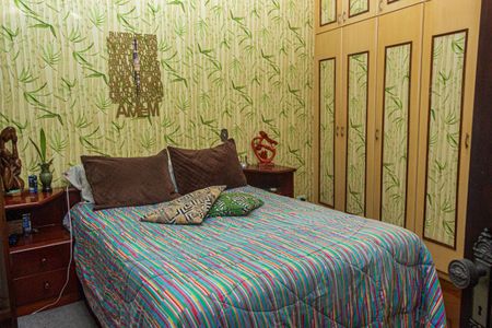 Casa para alugar com 220m², 4 quartos e 8 vagasSuíte 2