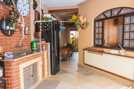 Casa para alugar com 220m², 4 quartos e 8 vagasChurrasqueira