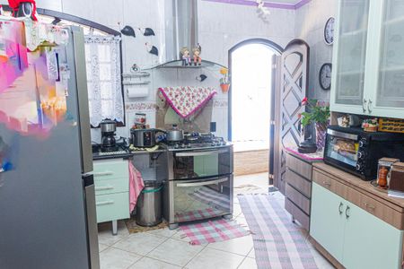 Casa para alugar com 220m², 4 quartos e 8 vagasCozinha