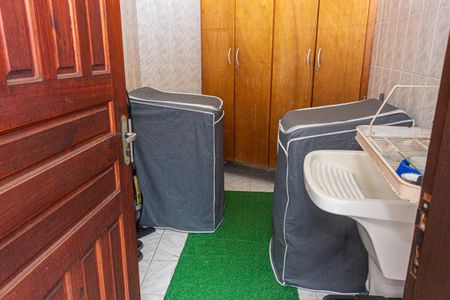 Casa para alugar com 220m², 4 quartos e 8 vagasÁrea de Serviço