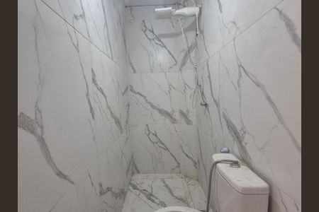 Casa de condomínio para alugar com 120m², 2 quartos e 1 vaga Casa de condomínio para alugar com 120m², 2 quartos e 1 vagaBanheiro