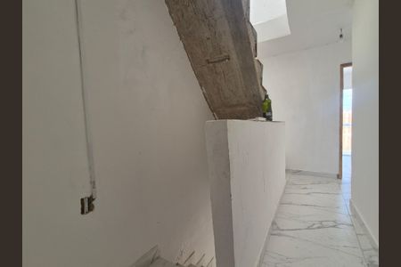 Casa de condomínio para alugar com 120m², 2 quartos e 1 vaga Casa de condomínio para alugar com 120m², 2 quartos e 1 vagaHall