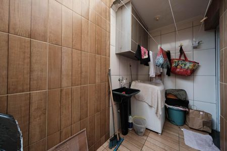 Casa de condomínio à venda com 58m², 2 quartos e 1 vagaÁrea de Serviço