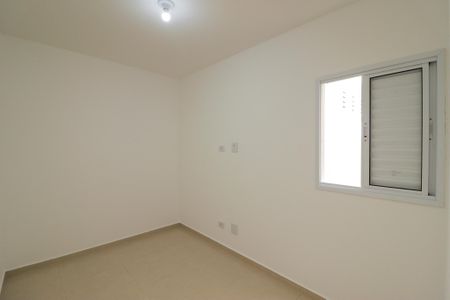 Quarto  de casa para alugar com 1 quarto, 30m² em Vila Espanhola, São Paulo