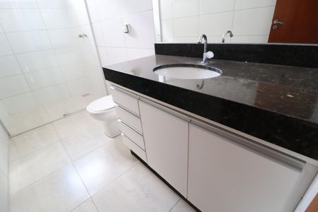 Apartamento para alugar com 160m², 3 quartos e 2 vagasBanheiro da Suíte 3