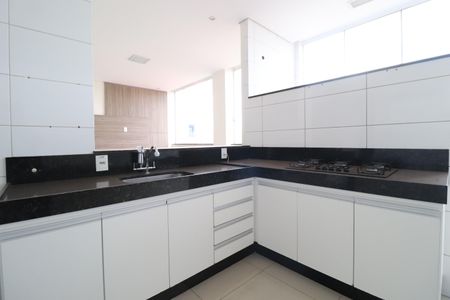 Apartamento para alugar com 160m², 3 quartos e 2 vagasCozinha