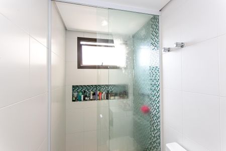 Apartamento à venda com 127m², 3 quartos e 2 vagas Apartamento à venda com 127m², 3 quartos e 2 vagasBanheiro da Suíte