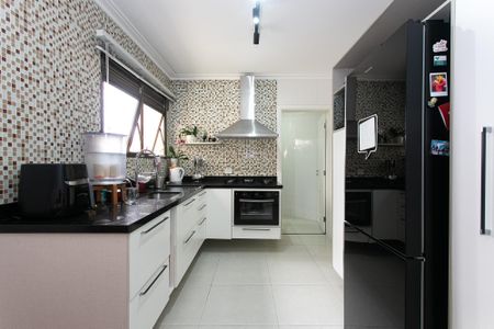 Apartamento à venda com 127m², 3 quartos e 2 vagas Apartamento à venda com 127m², 3 quartos e 2 vagasCozinha