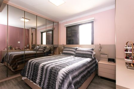 Apartamento à venda com 127m², 3 quartos e 2 vagas Apartamento à venda com 127m², 3 quartos e 2 vagasSuíte