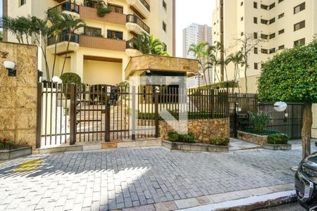 Apartamento à venda com 127m², 3 quartos e 2 vagas Apartamento à venda com 127m², 3 quartos e 2 vagasFachada