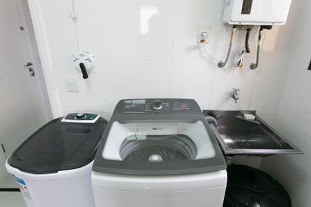 Apartamento à venda com 127m², 3 quartos e 2 vagas Apartamento à venda com 127m², 3 quartos e 2 vagasÁrea de Serviço