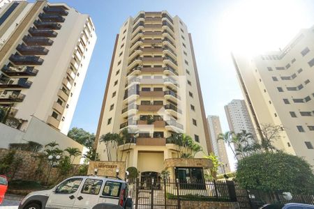 Apartamento à venda com 127m², 3 quartos e 2 vagas Apartamento à venda com 127m², 3 quartos e 2 vagasFachada