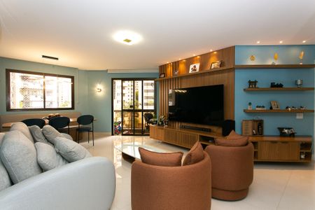 Apartamento à venda com 127m², 3 quartos e 2 vagas Apartamento à venda com 127m², 3 quartos e 2 vagasSala