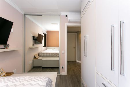 Apartamento à venda com 127m², 3 quartos e 2 vagas Apartamento à venda com 127m², 3 quartos e 2 vagasQuarto 1