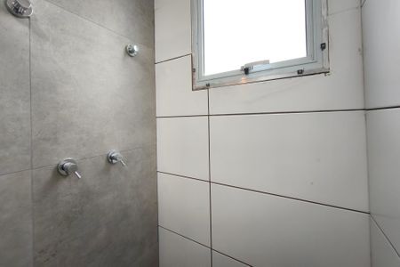 Apartamento para alugar com 64m², 3 quartos e sem vagaBanheiro da Suíte