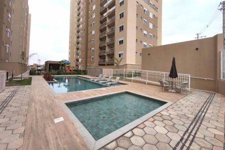 Apartamento para alugar com 64m², 3 quartos e sem vagaÁrea comum - Piscina