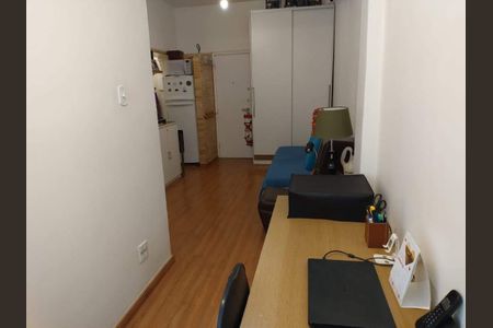 Apartamento à venda com 36m², 1 quarto e sem vaga