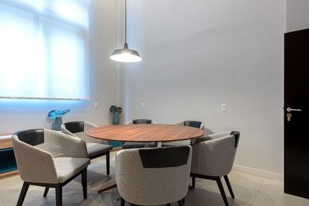 Apartamento à venda com 2 quartos, 74m² em Pinheiros, São Paulo