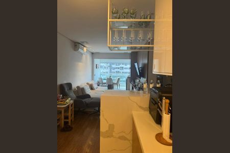 Apartamento à venda com 2 quartos, 99m² em Vila Olímpia, São Paulo