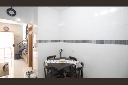 Casa de condomínio à venda com 65m², 2 quartos e 1 vaga Casa de condomínio à venda com 65m², 2 quartos e 1 vagaCozinha