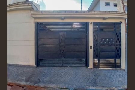 Casa de condomínio à venda com 65m², 2 quartos e 1 vaga Casa de condomínio à venda com 65m², 2 quartos e 1 vagaFachada