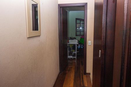 Corredor de casa para alugar com 2 quartos, 70m² em Jardim Primavera, São Paulo