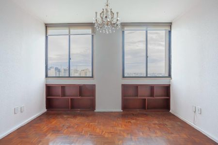 Apartamento à venda com 3 quartos, 127m² em Cerqueira César, São Paulo