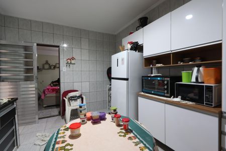 Casa à venda com 109m², 3 quartos e 2 vagasCozinha