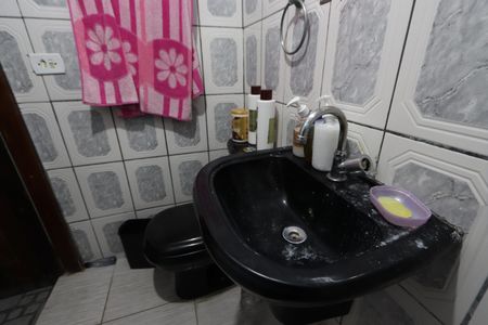 Casa à venda com 109m², 3 quartos e 2 vagasBanheiro de cima