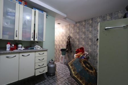 Casa à venda com 109m², 3 quartos e 2 vagasLavanderia