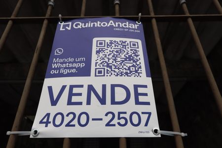 Casa à venda com 109m², 3 quartos e 2 vagasPlaca
