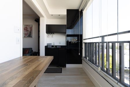 Apartamento à venda com 74m², 2 quartos e 2 vagas Apartamento à venda com 74m², 2 quartos e 2 vagasVaranda da Sala