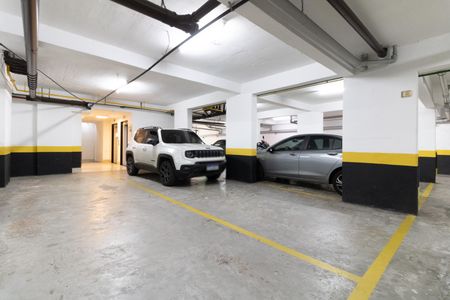Apartamento à venda com 74m², 2 quartos e 2 vagas Apartamento à venda com 74m², 2 quartos e 2 vagasGaragem