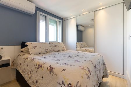 Apartamento à venda com 74m², 2 quartos e 2 vagas Apartamento à venda com 74m², 2 quartos e 2 vagasSuíte