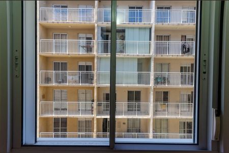 Vista do quarto de apartamento para alugar com 2 quartos, 35m² em Vila Palmeiras, São Paulo