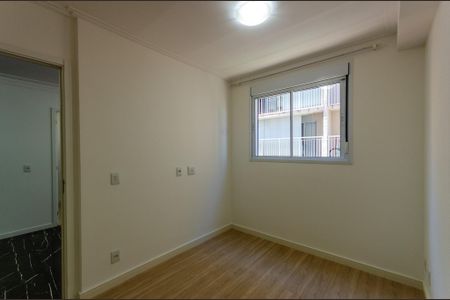 Quarto 2 de apartamento para alugar com 2 quartos, 35m² em Vila Palmeiras, São Paulo